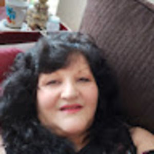 Meet your Posher, Debra